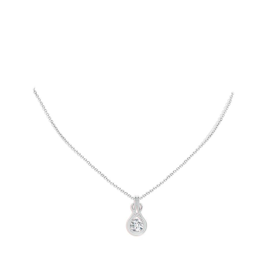 5.1mm GVS2 Round Diamond Solitaire Infinity Knot Pendant in White Gold pen