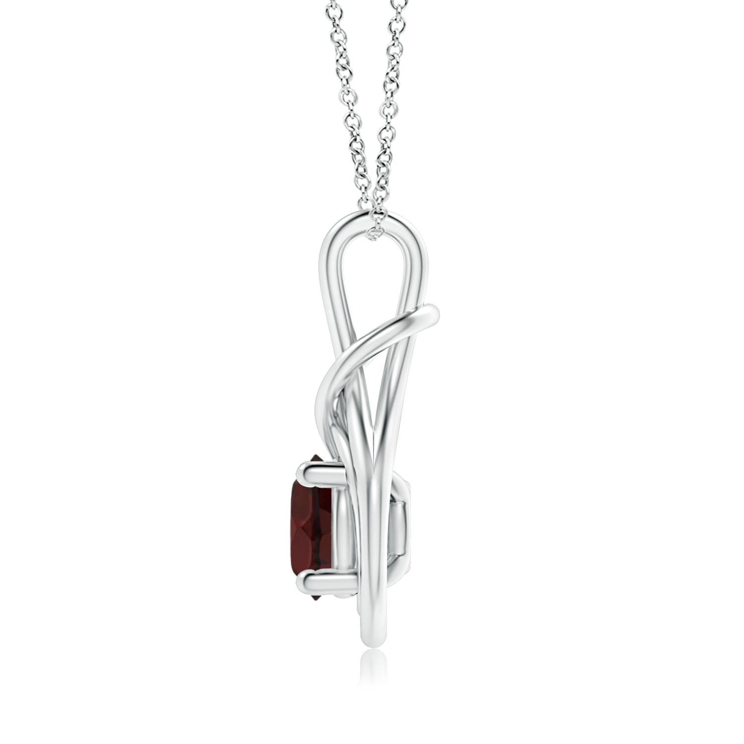 A - Garnet / 2.2 CT / 14 KT White Gold