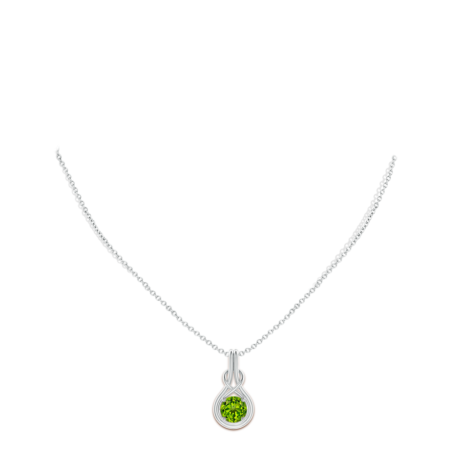 8mm AAAA Round Peridot Solitaire Infinity Knot Pendant in P950 Platinum pen