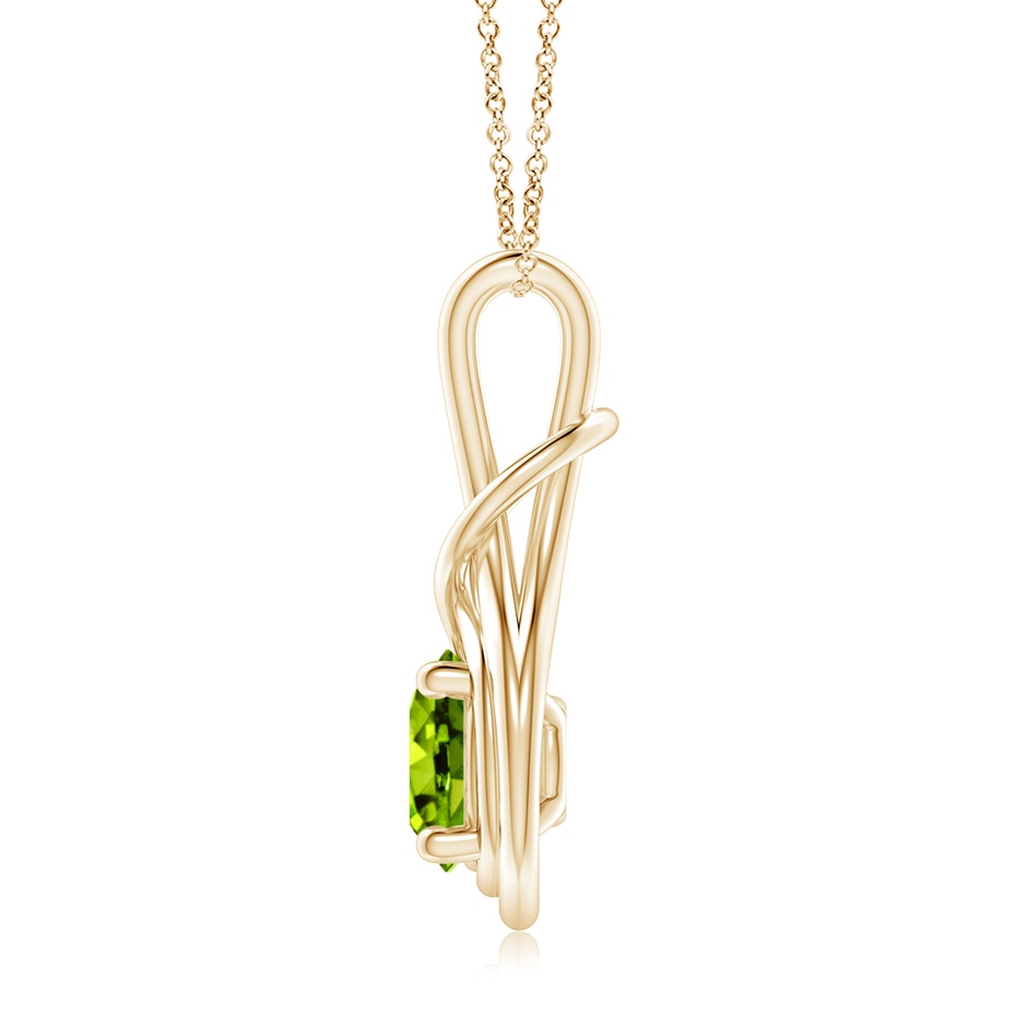 8mm AAAA Round Peridot Solitaire Infinity Knot Pendant in Yellow Gold side 199