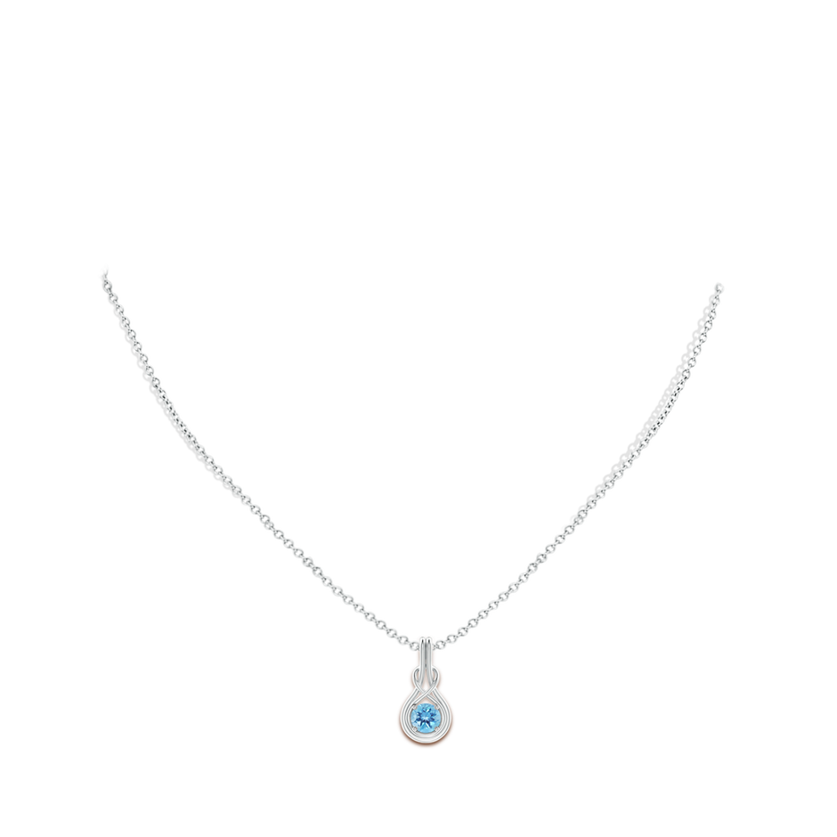 5mm A Round Swiss Blue Topaz Solitaire Infinity Knot Pendant in P950 Platinum pen