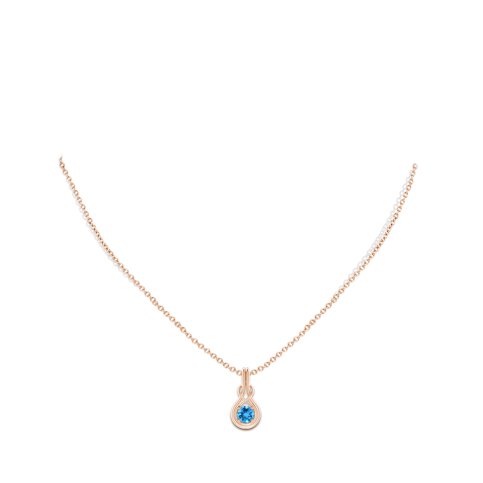 5mm AAA Round Swiss Blue Topaz Solitaire Infinity Knot Pendant in Rose Gold pen