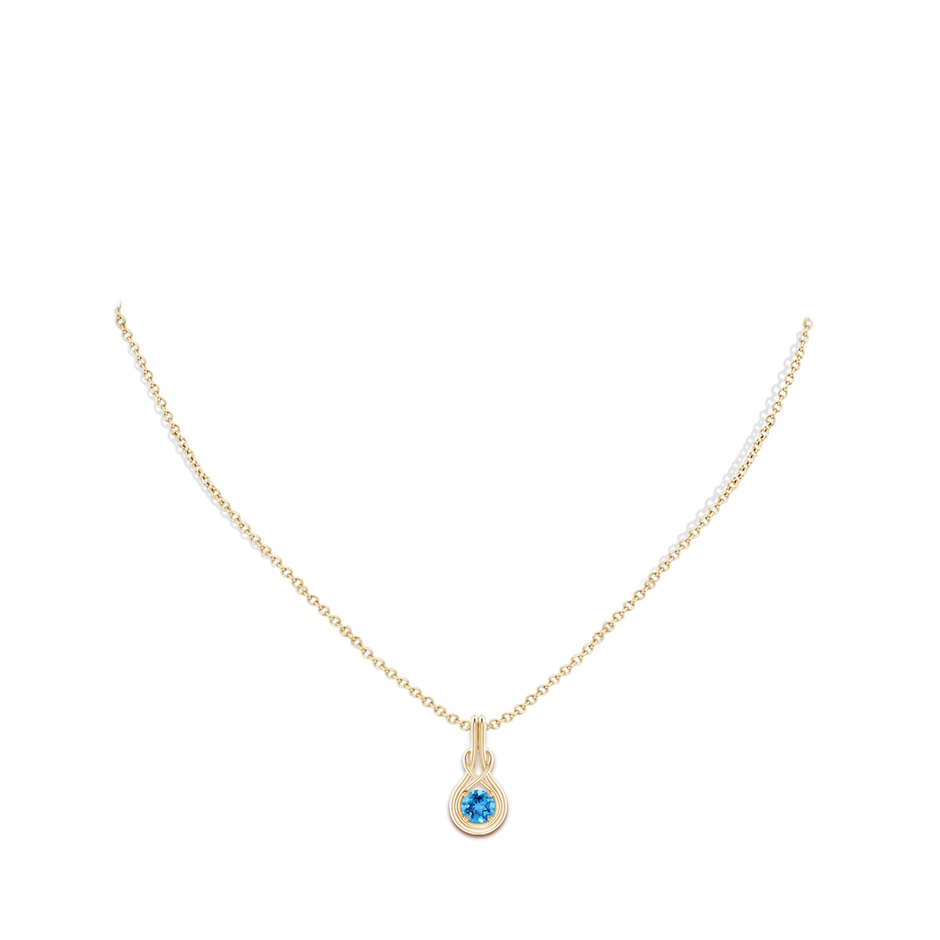 5mm AAA Round Swiss Blue Topaz Solitaire Infinity Knot Pendant in Yellow Gold pen