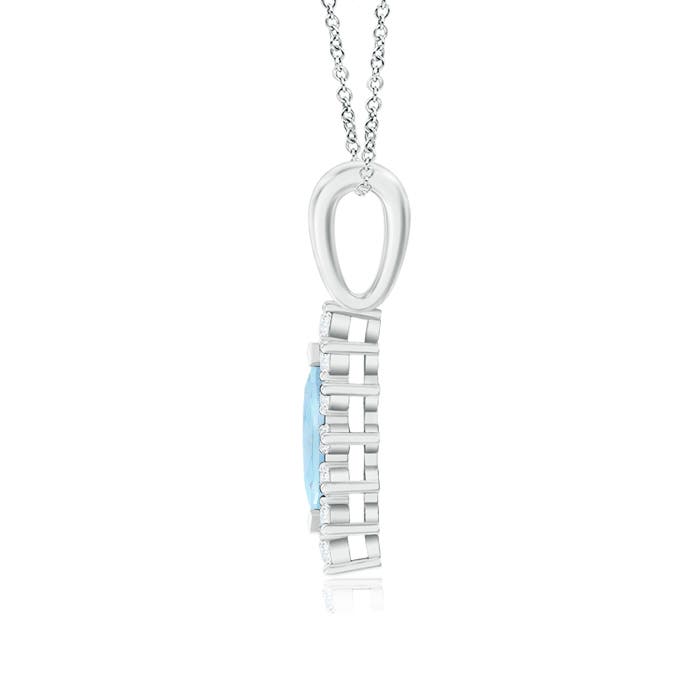 AA - Aquamarine / 0.57 CT / 14 KT White Gold