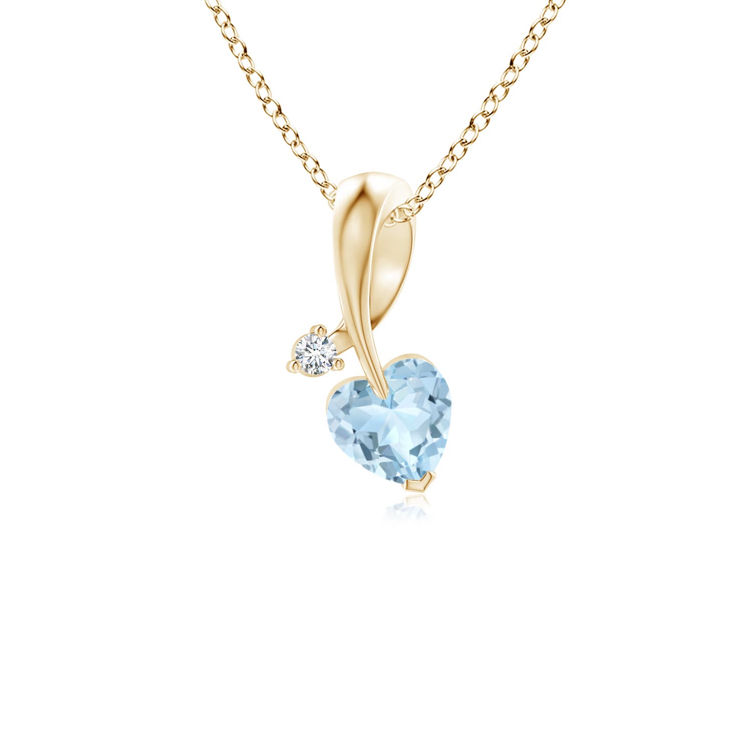 AA - Aquamarine / 0.21 CT / 14 KT Yellow Gold