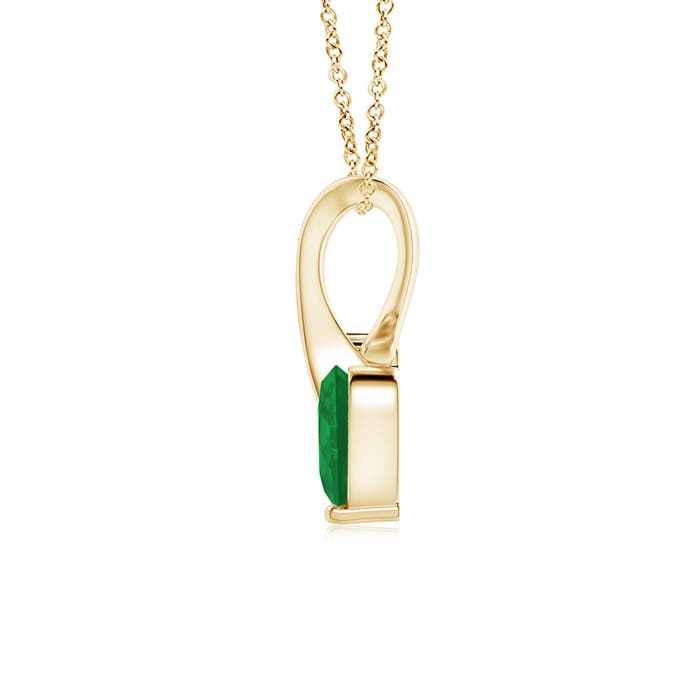 A - Emerald / 0.21 CT / 14 KT Yellow Gold