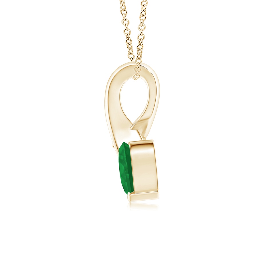 5mm A Heart-Shaped Emerald Ribbon Pendant with Diamond in Yellow Gold side 199