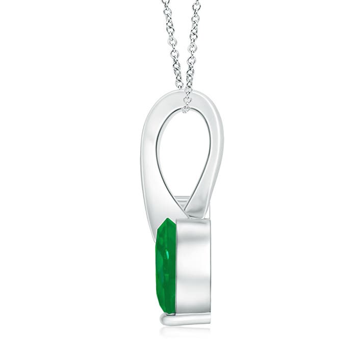 AA - Emerald / 0.64 CT / 14 KT White Gold