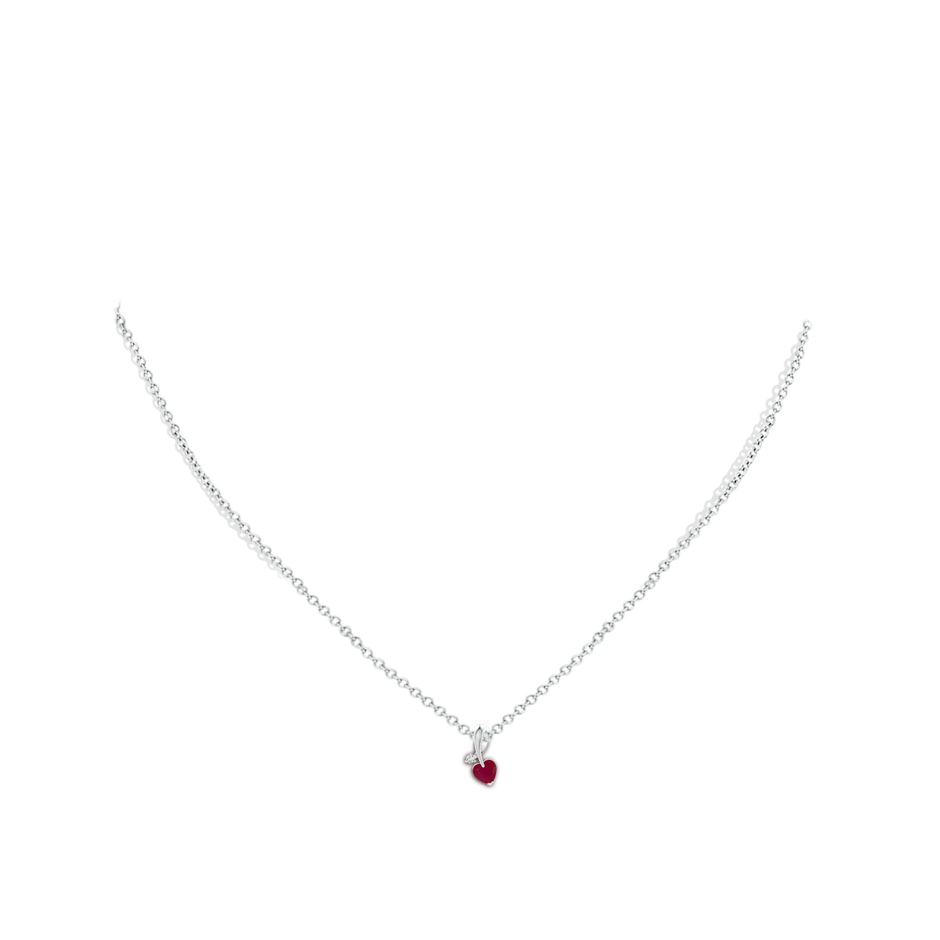 4mm A Heart-Shaped Ruby Ribbon Pendant with Diamond in P950 Platinum pen