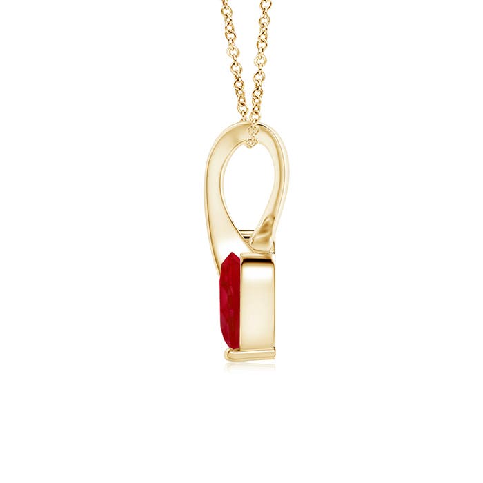 AA - Ruby / 0.31 CT / 14 KT Yellow Gold