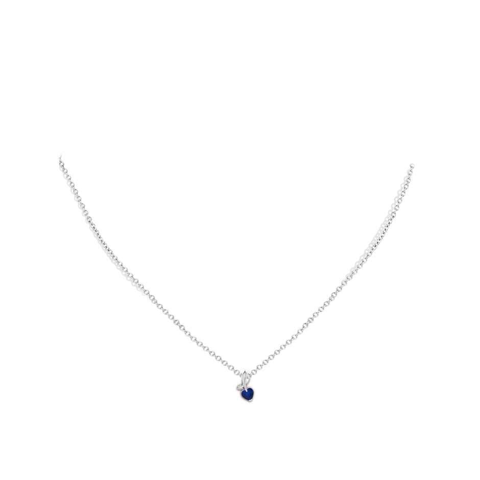 4mm AA Heart-Shaped Sapphire Ribbon Pendant with Diamond in P950 Platinum pen