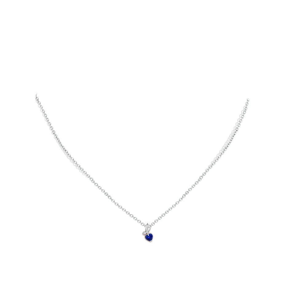 4mm AAAA Heart-Shaped Sapphire Ribbon Pendant with Diamond in P950 Platinum pen