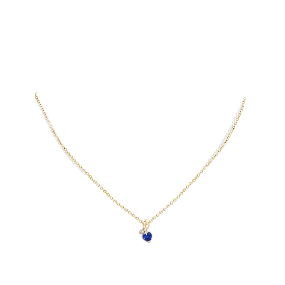 5mm AAA Heart-Shaped Sapphire Ribbon Pendant with Diamond in Yellow Gold pen