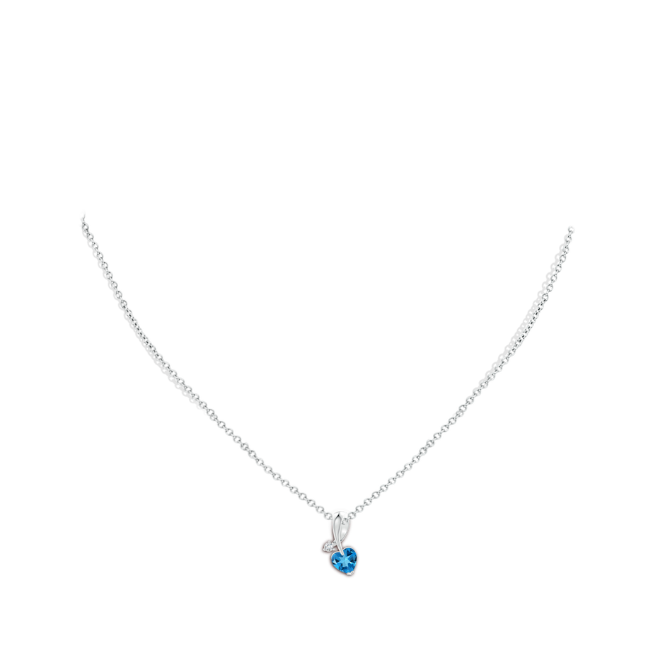 6mm AAAA Heart-Shaped Swiss Blue Topaz Ribbon Pendant with Diamond in 18K White Gold pen