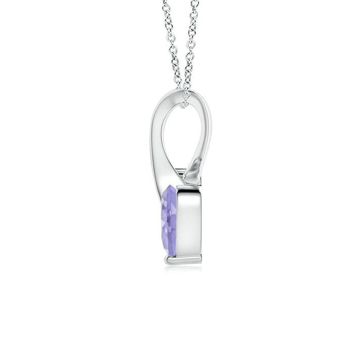 A - Tanzanite / 0.24 CT / 14 KT White Gold