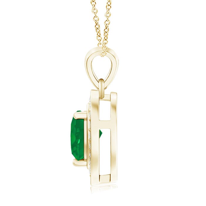 AA - Emerald / 0.73 CT / 14 KT Yellow Gold