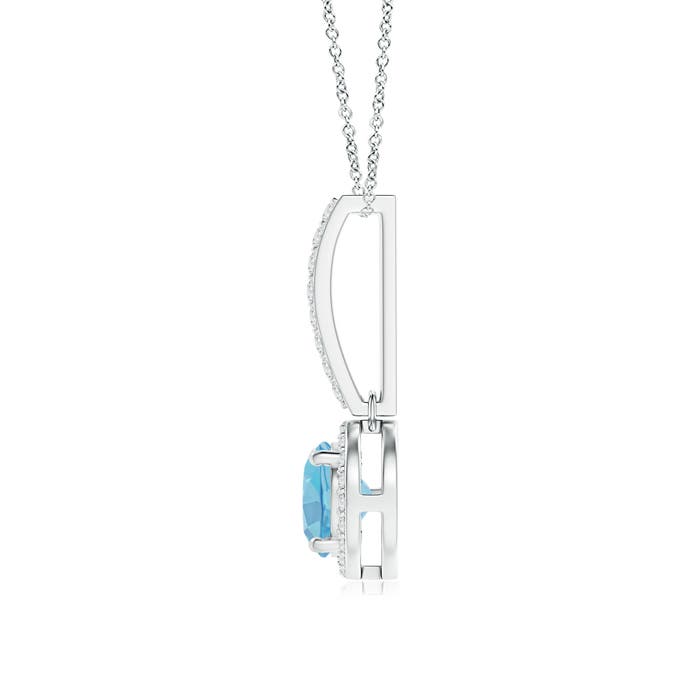 A - Swiss Blue Topaz / 1.13 CT / 14 KT White Gold