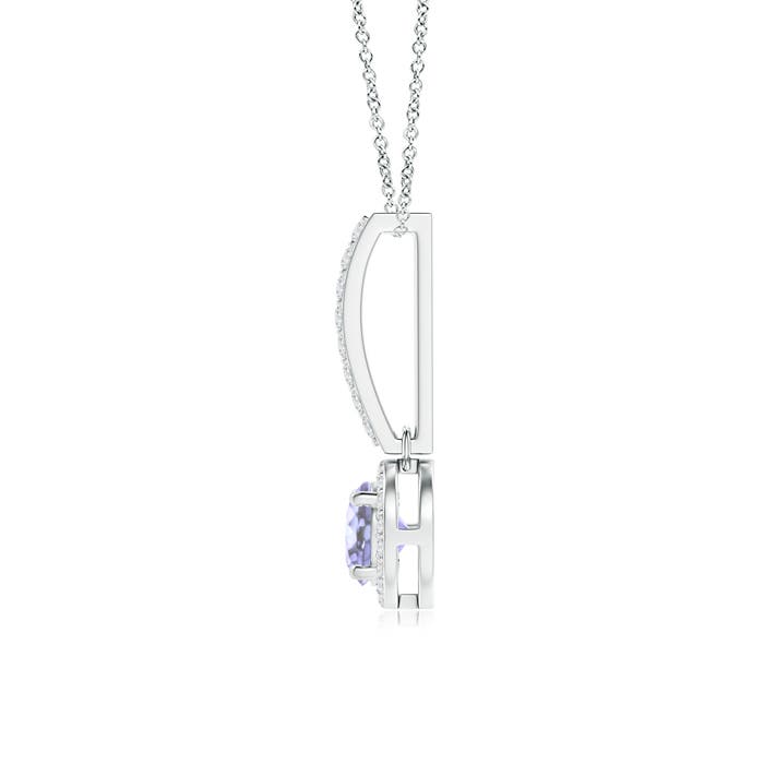 A - Tanzanite / 0.65 CT / 14 KT White Gold