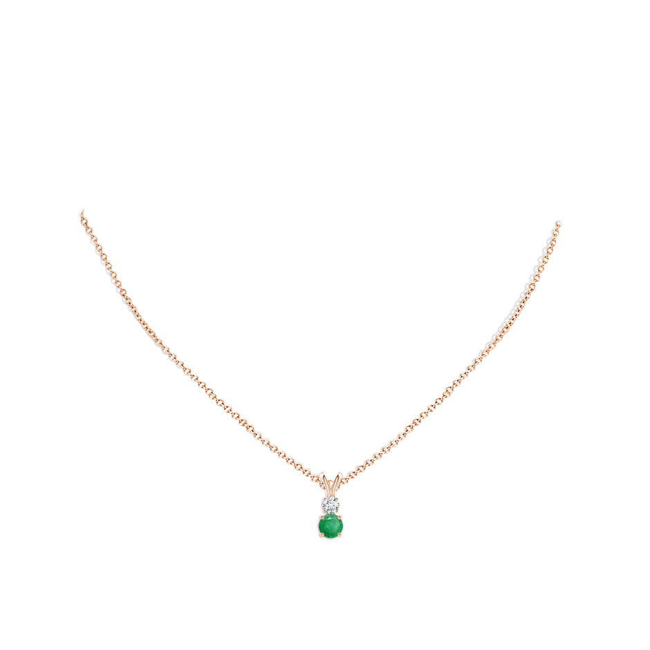 5mm A Round Emerald and Diamond Two Stone Pendant in Rose Gold pen