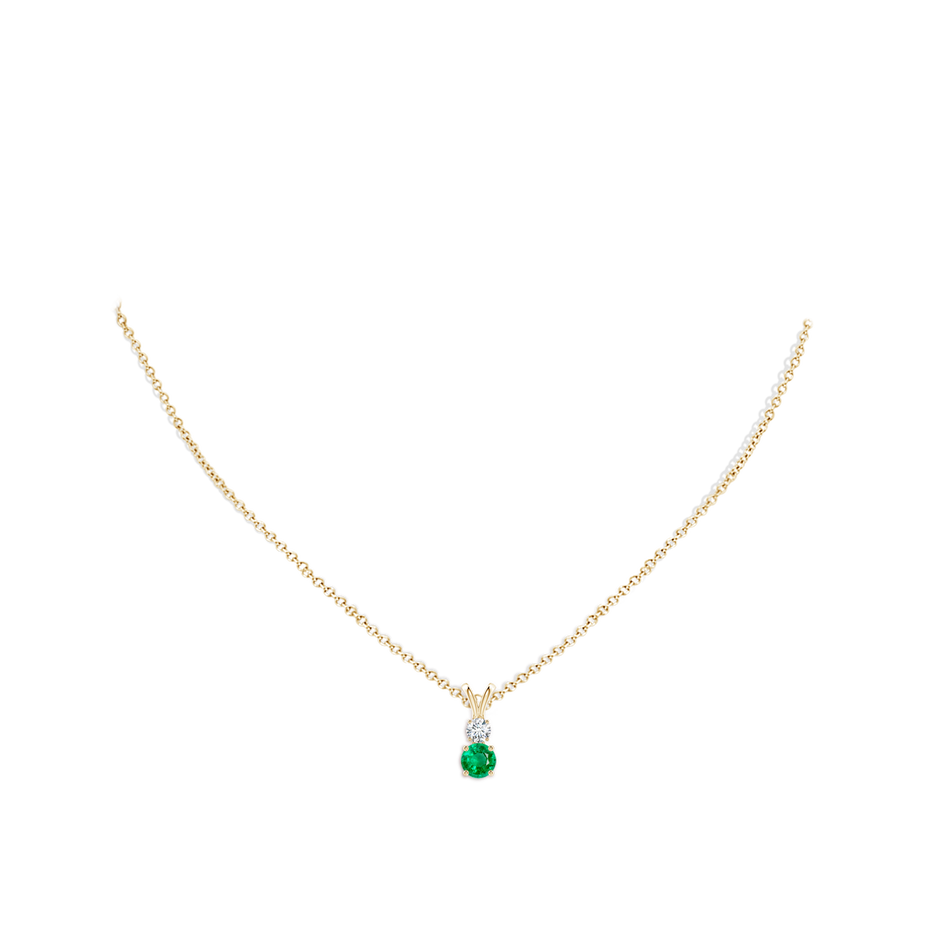5mm AAA Round Emerald and Diamond Two Stone Pendant in Yellow Gold pen
