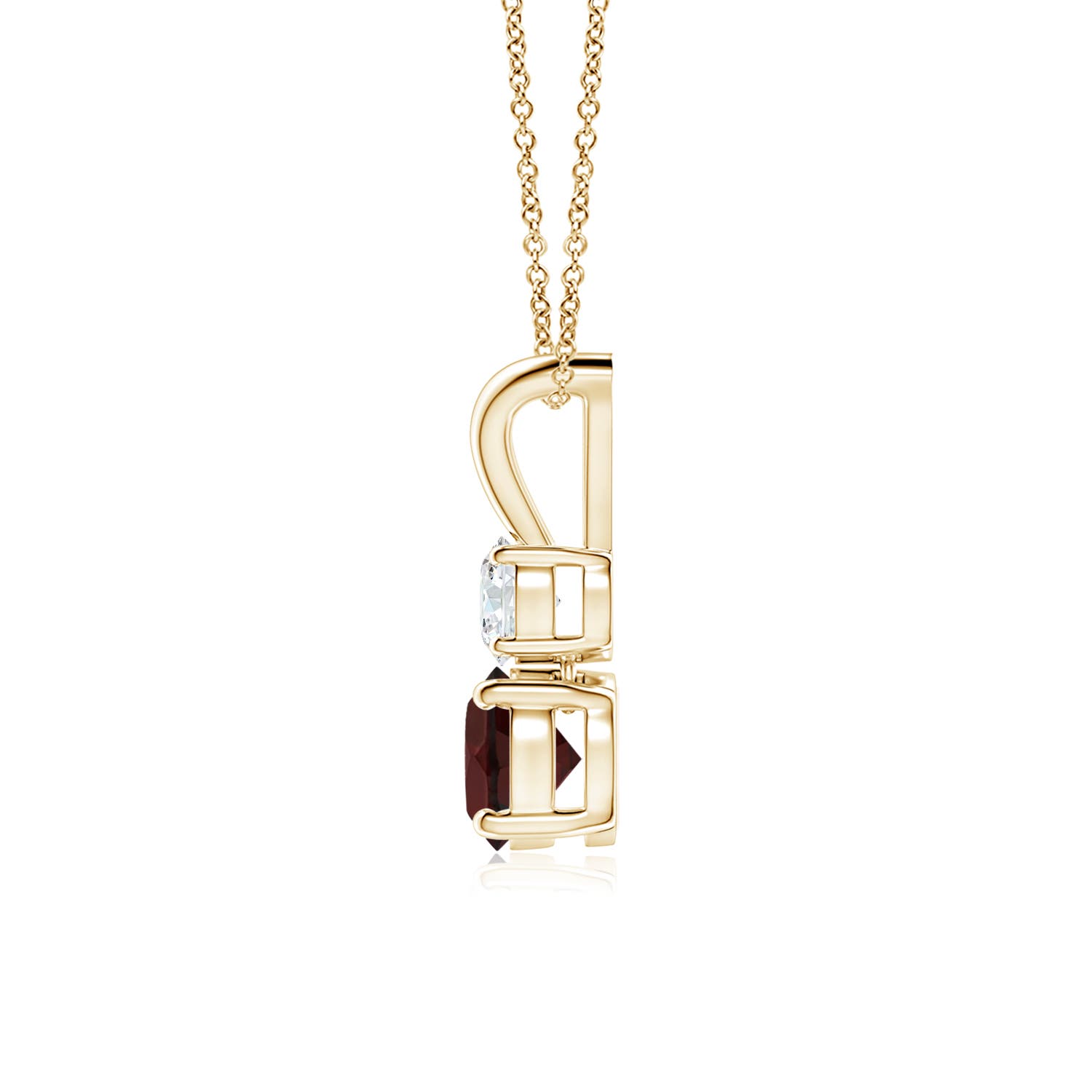 A - Garnet / 0.76 CT / 14 KT Yellow Gold