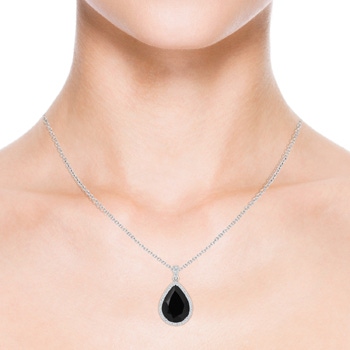 28x20mm AAA Vintage Style Black Onyx Teardrop Pendant in White Gold product image