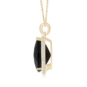 AAA - Black Onyx / 34.05 CT / 14 KT Yellow Gold