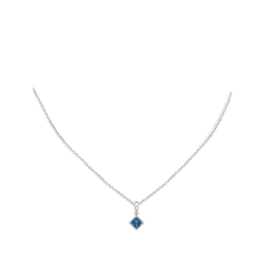 5.5mm AAA Princess-Cut Blue Diamond Pendant in P950 Platinum pen