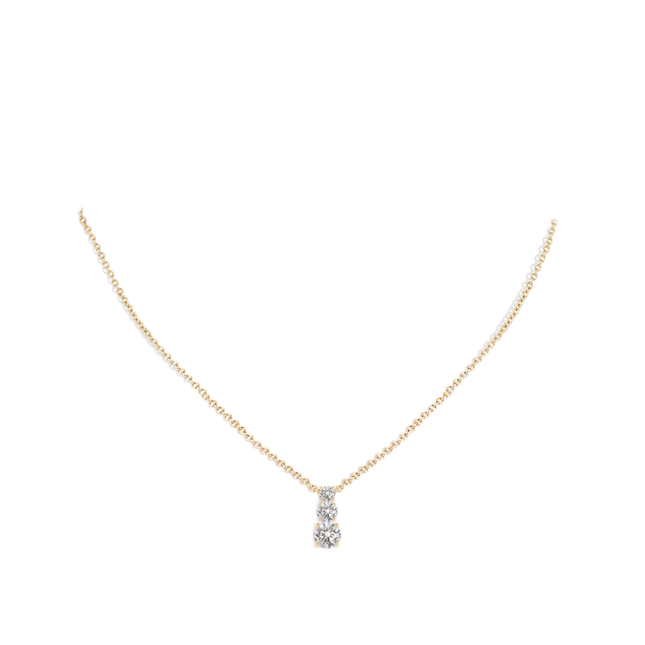 5.5mm IJI1I2 Diamond Three Stone Pendant in Yellow Gold pen