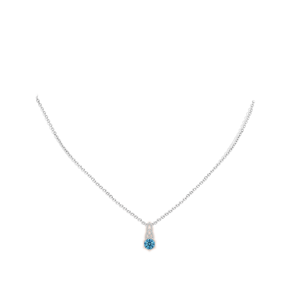 5.1mm AAAA Solitaire Round Fancy Intense Blue Diamond Celtic Knot Pendant in P950 Platinum pen