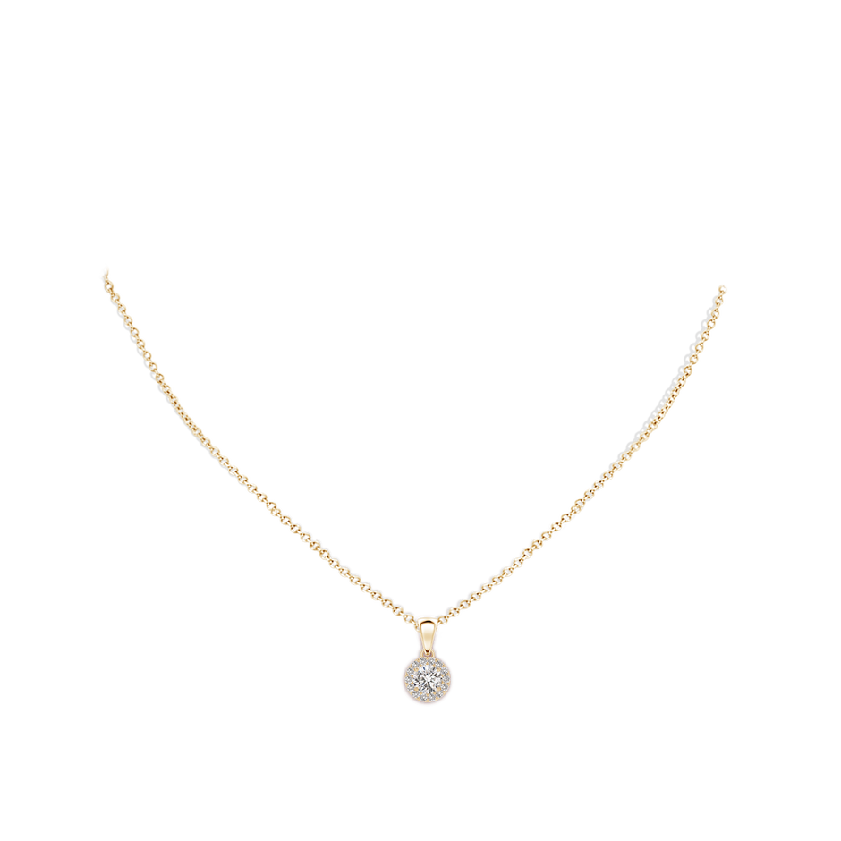 4.5mm IJI1I2 Round Diamond Halo Pendant in Yellow Gold body-neck