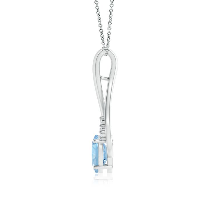 AAA - Aquamarine / 1.11 CT / 14 KT White Gold