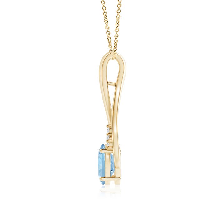 AAA - Aquamarine / 1.11 CT / 14 KT Yellow Gold