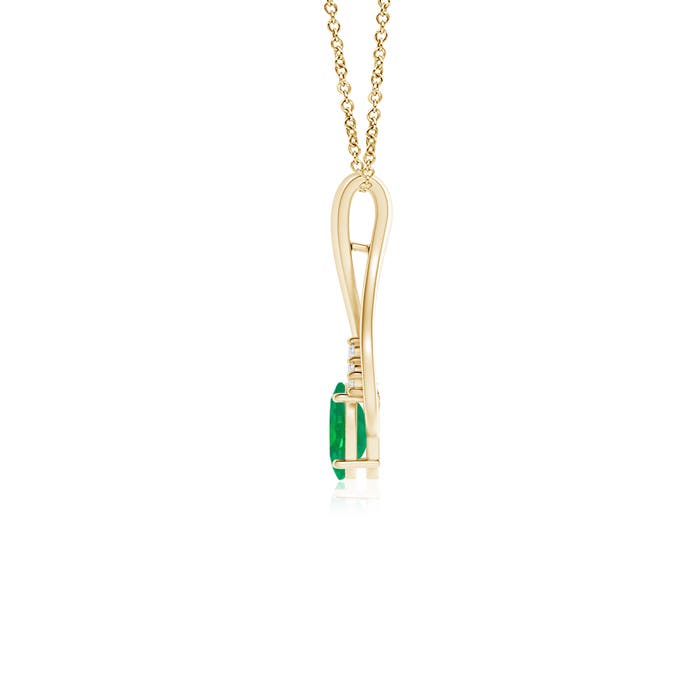 AA - Emerald / 0.45 CT / 14 KT Yellow Gold