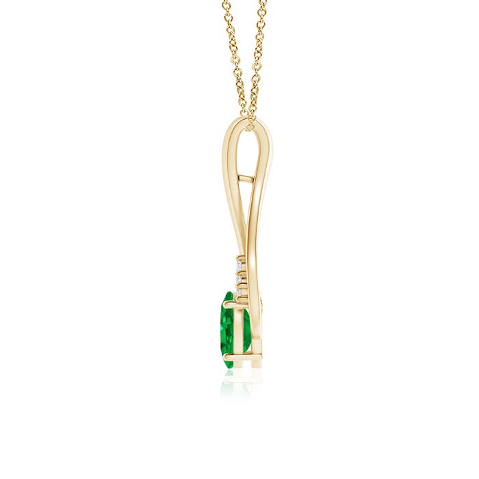 AAA - Emerald / 0.73 CT / 14 KT Yellow Gold