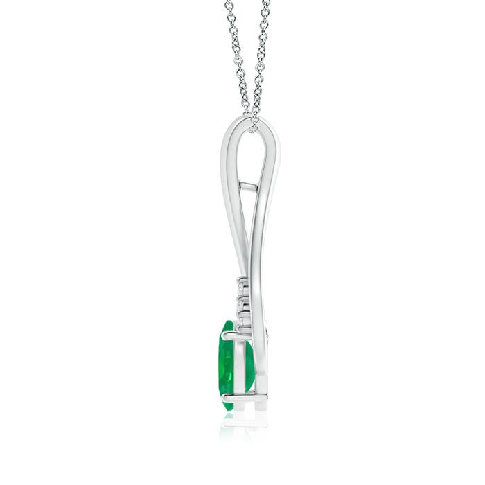 AA - Emerald / 1.21 CT / 14 KT White Gold