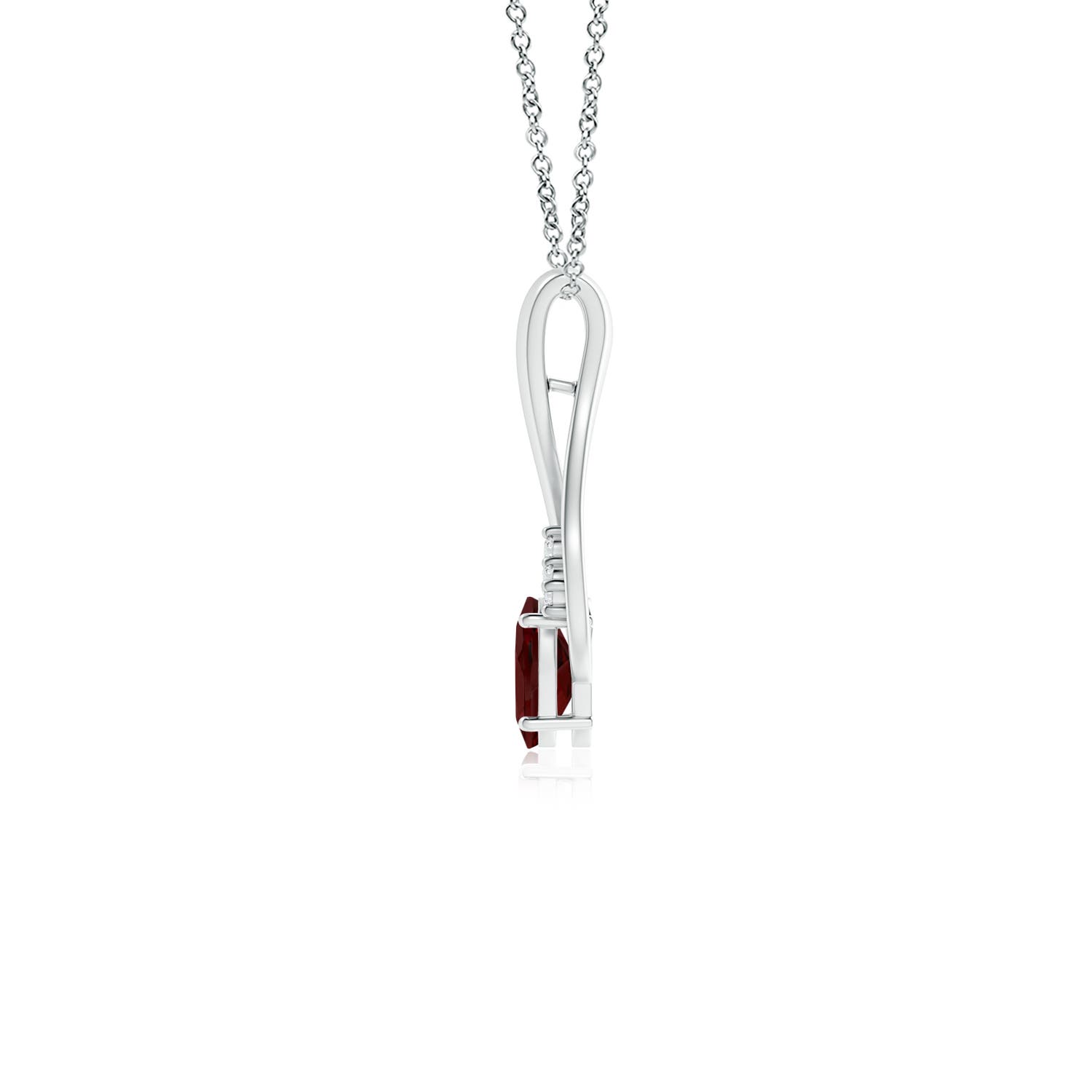 AAA - Garnet / 0.6 CT / 14 KT White Gold