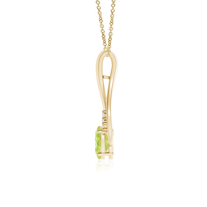 A - Peridot / 0.92 CT / 14 KT Yellow Gold