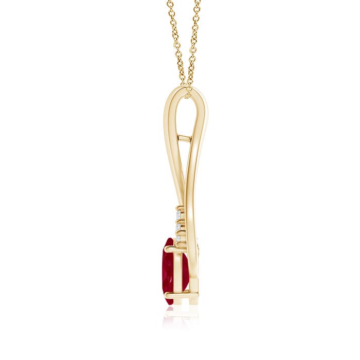 AA - Ruby / 1.36 CT / 14 KT Yellow Gold