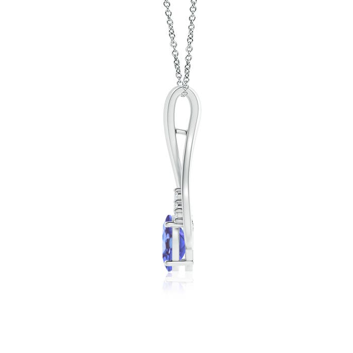 A - Tanzanite / 0.87 CT / 14 KT White Gold