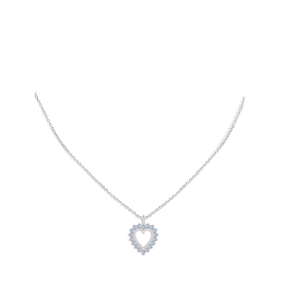 2mm A Aquamarine Open Heart V-Bale Pendant in P950 Platinum pen