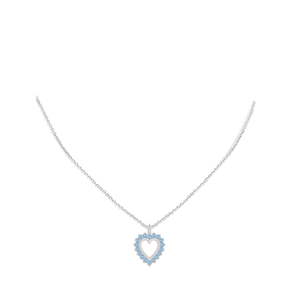2mm AAAA Aquamarine Open Heart V-Bale Pendant in 18K White Gold pen