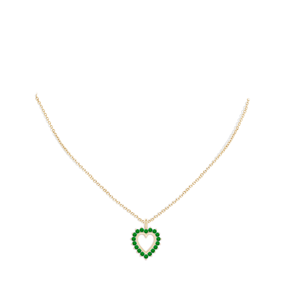 2mm AAAA Emerald Open Heart V-Bale Pendant in 18K Yellow Gold pen