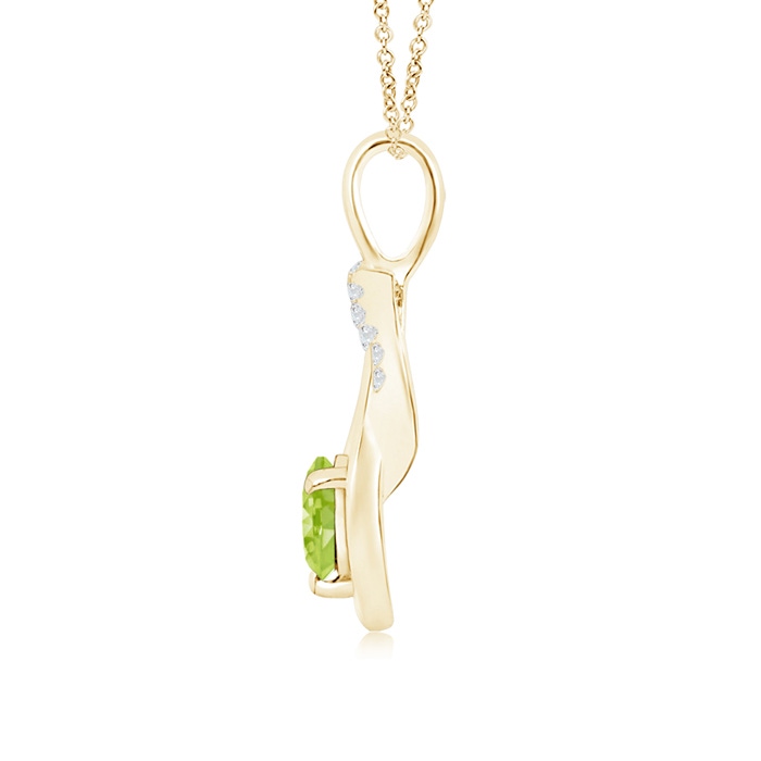 5mm AA Peridot Infinity Knot Pendant with Diamonds in Yellow Gold product image