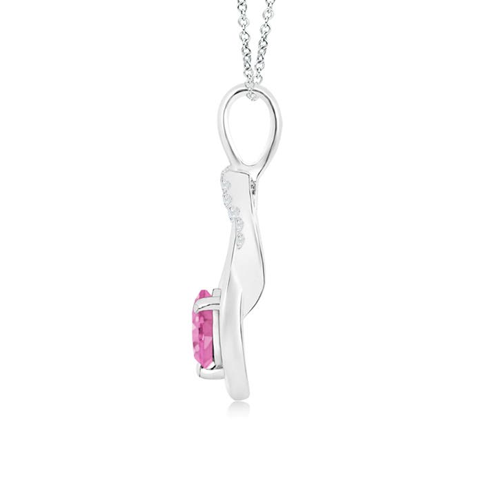 AA - Pink Sapphire / 0.7 CT / 14 KT White Gold