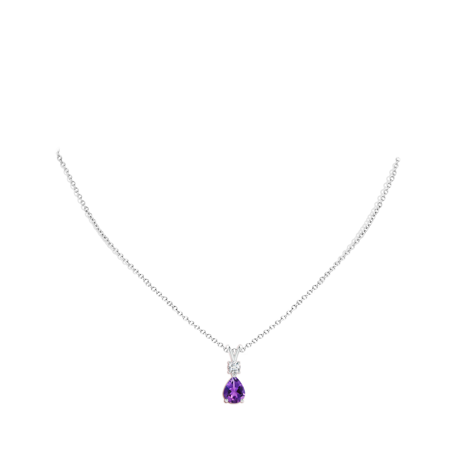 9x7mm AAAA Pear-Shaped Amethyst V-Bale Pendant in White Gold pen