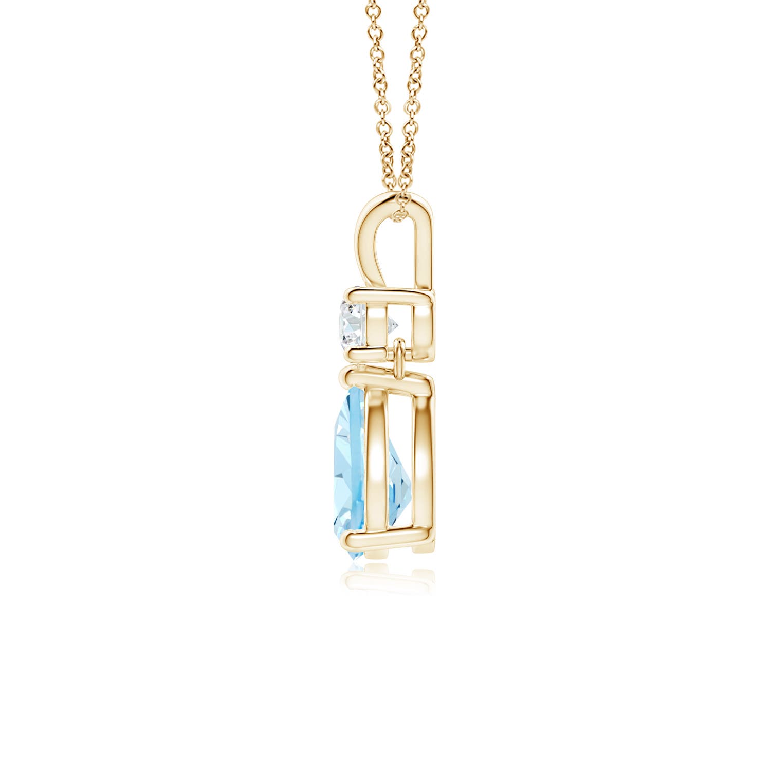 AAA - Aquamarine / 0.66 CT / 14 KT Yellow Gold