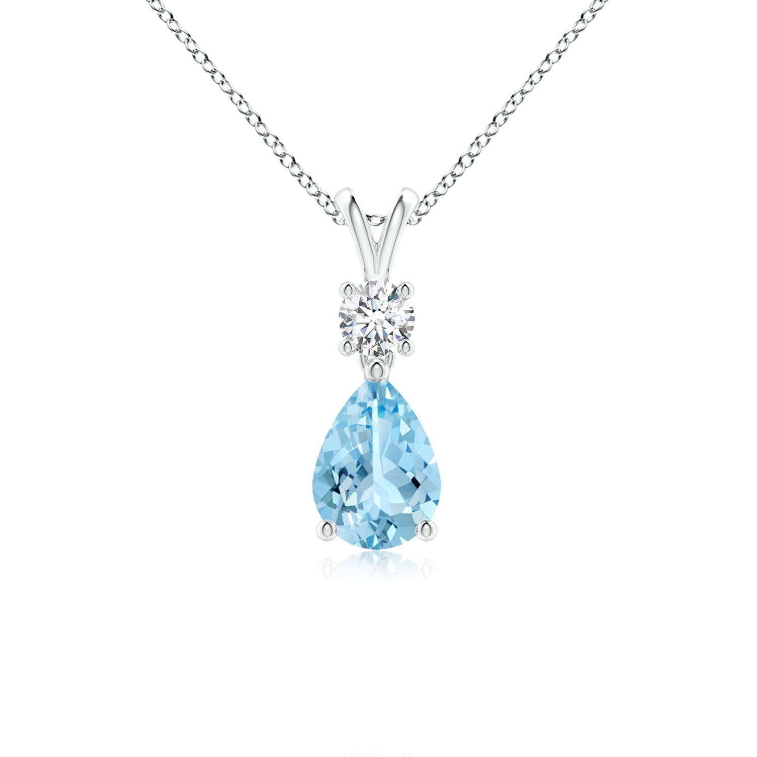 AAAA - Aquamarine / 0.66 CT / 14 KT White Gold