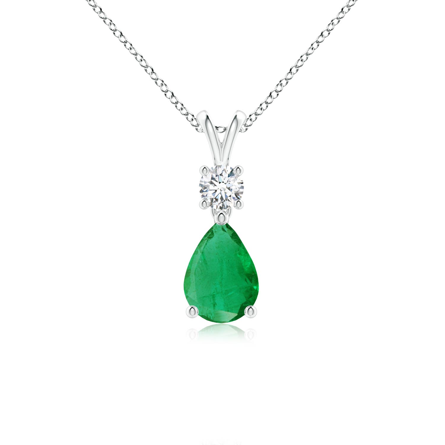 AA - Emerald / 0.71 CT / 14 KT White Gold