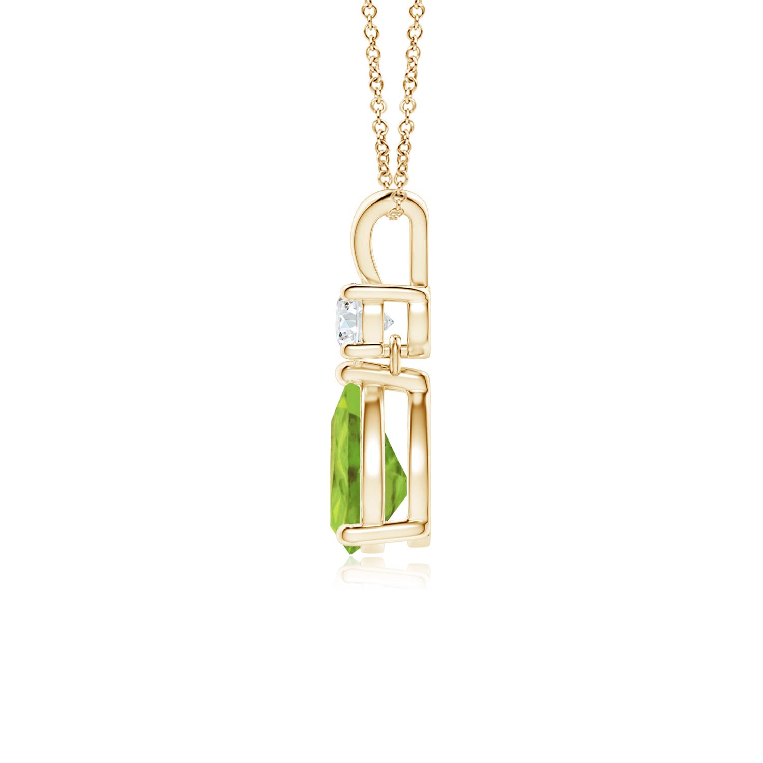 AA - Peridot / 0.81 CT / 14 KT Yellow Gold